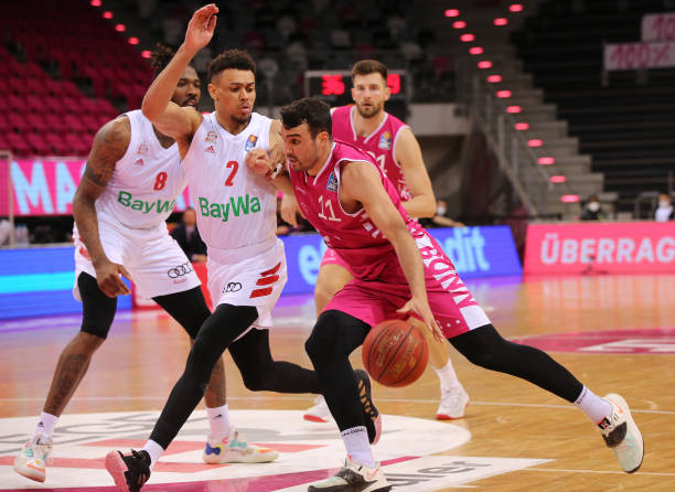 不仅仅是对 不仅仅是对