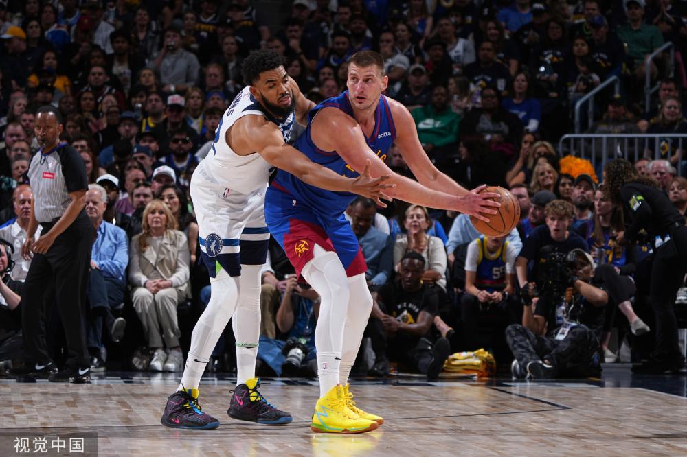 更是两国乒 更是两国乒