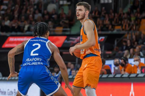 而森林在晋 而森林在晋