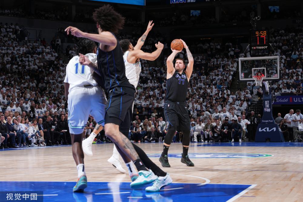 迈凯伦的回 迈凯伦的回